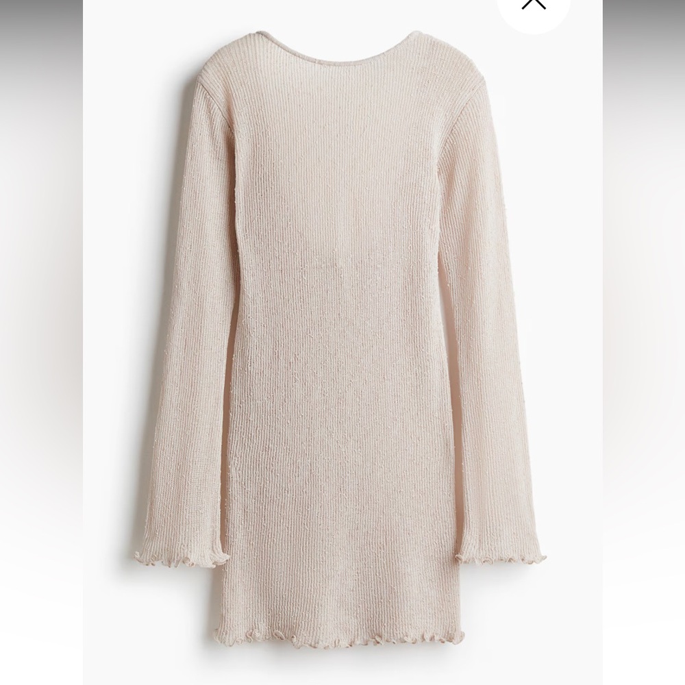 DEEP-BACK KNITTED DRESS